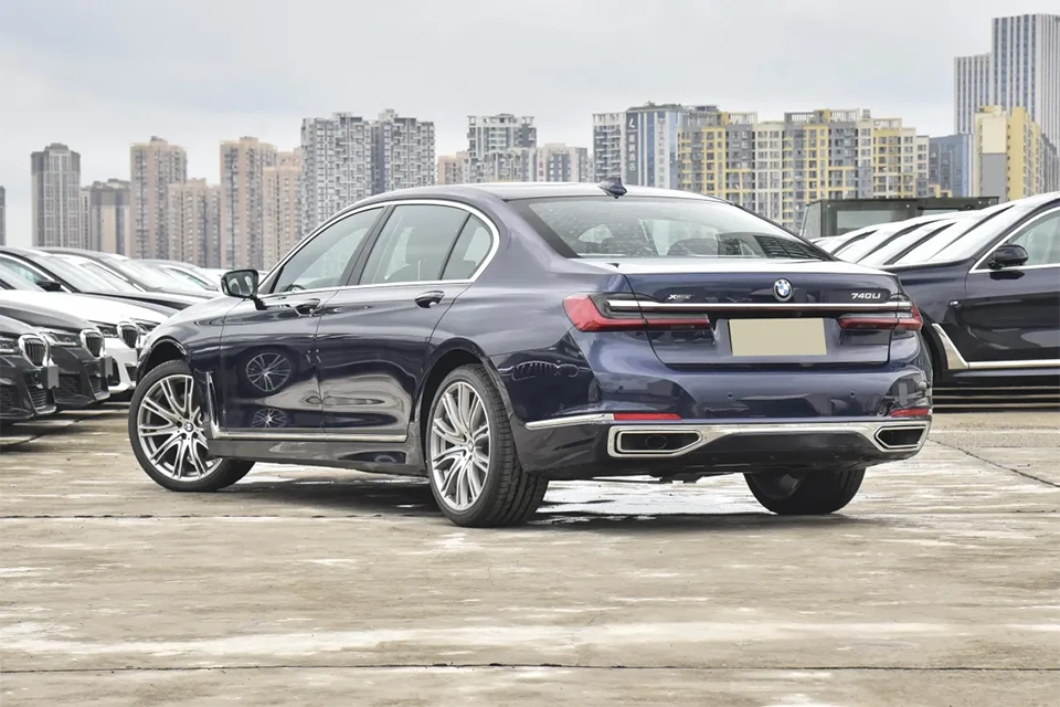 bmw-750-body-kit