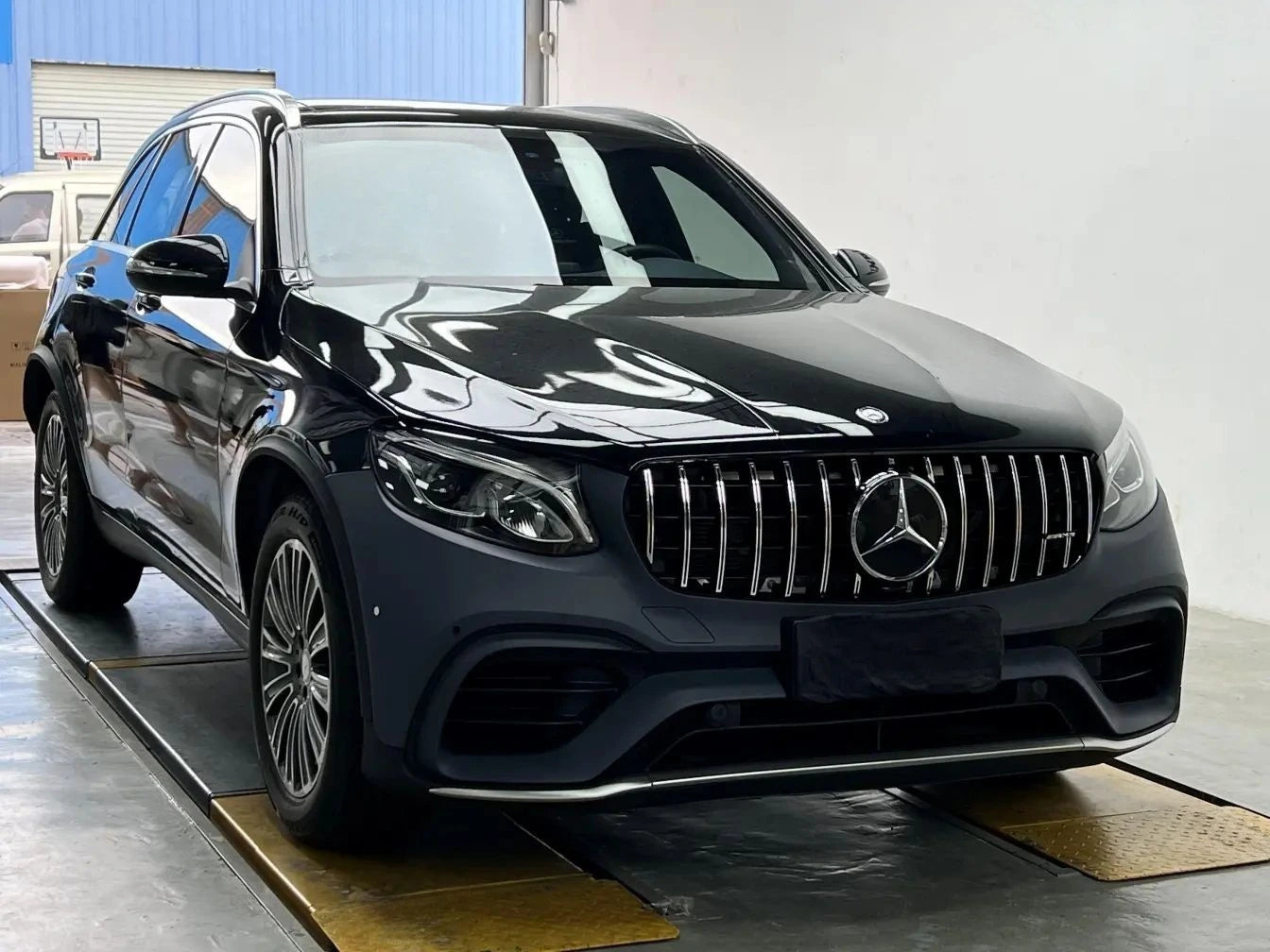 Mercedes GLC 63 SUV Body Kit for 2015-2019 X253 GLC 300 250 350e