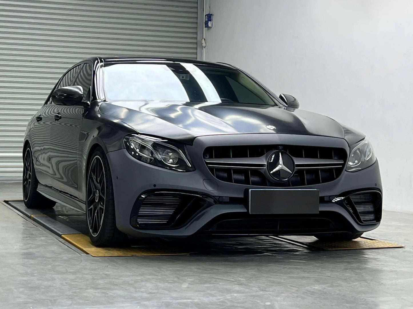 Mercedes E Class AMG E63 Body Kit for 2016-2020 W213 E300 E350 E450