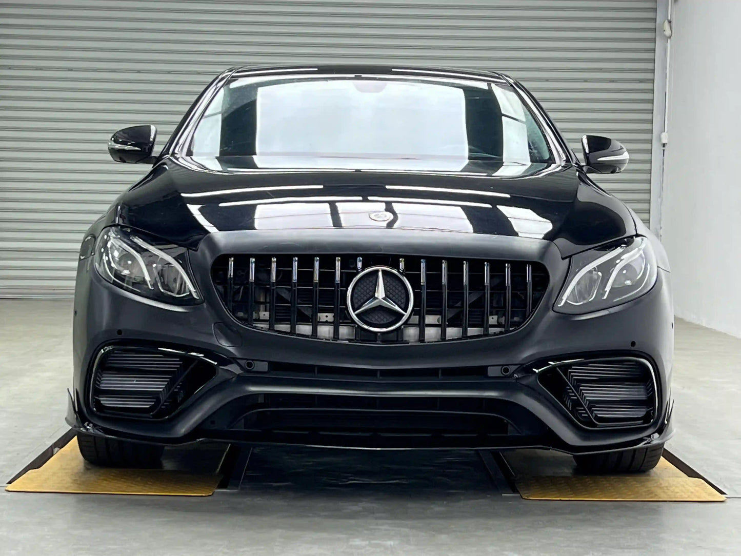 Mercedes AMG E63 Brabus Style Front Lip and Air Blade for 2016-2020 W213