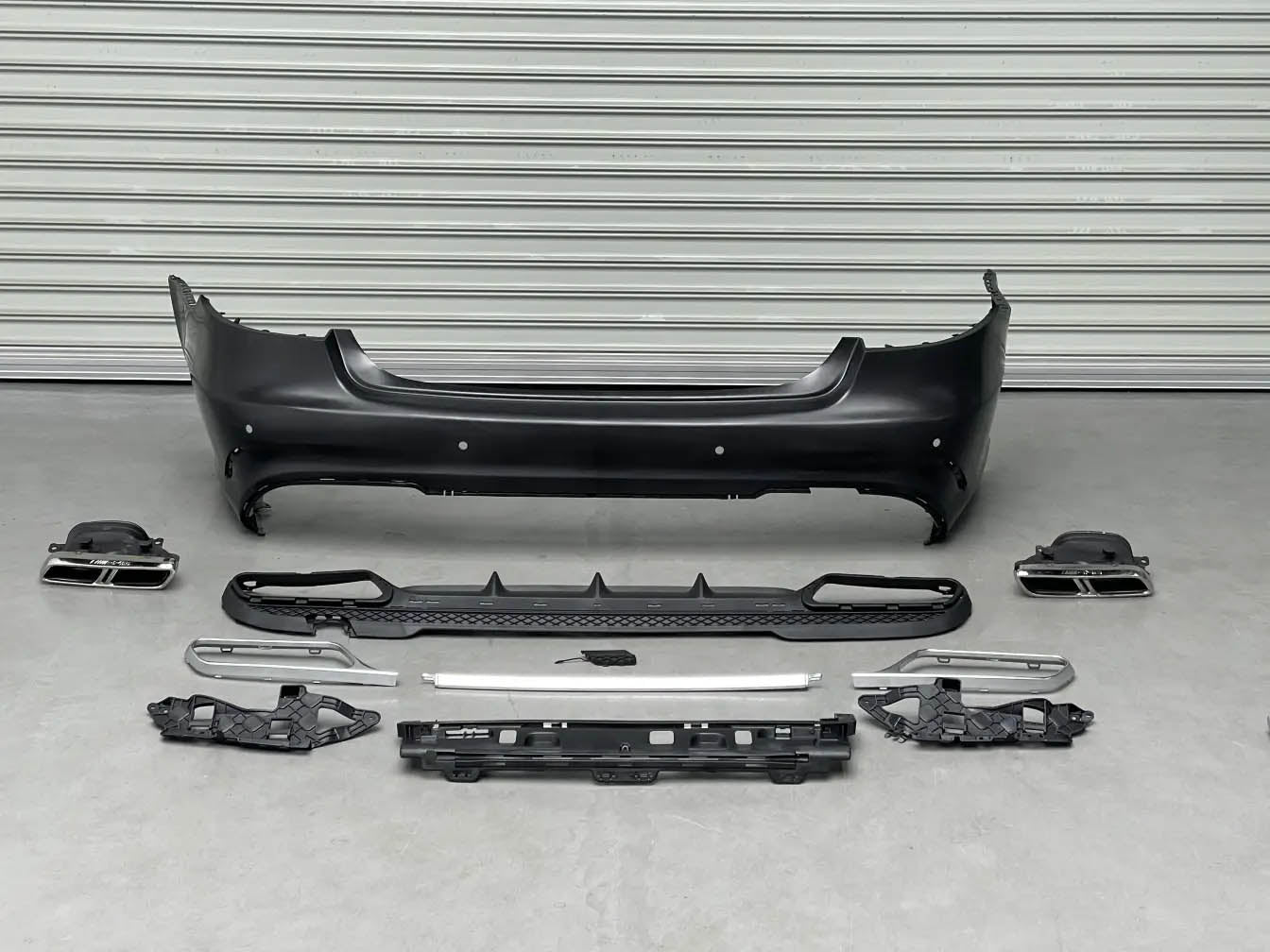 Mercedes E Class AMG E63 Body Kit for 2013-2016 W212 E350 E300 E250