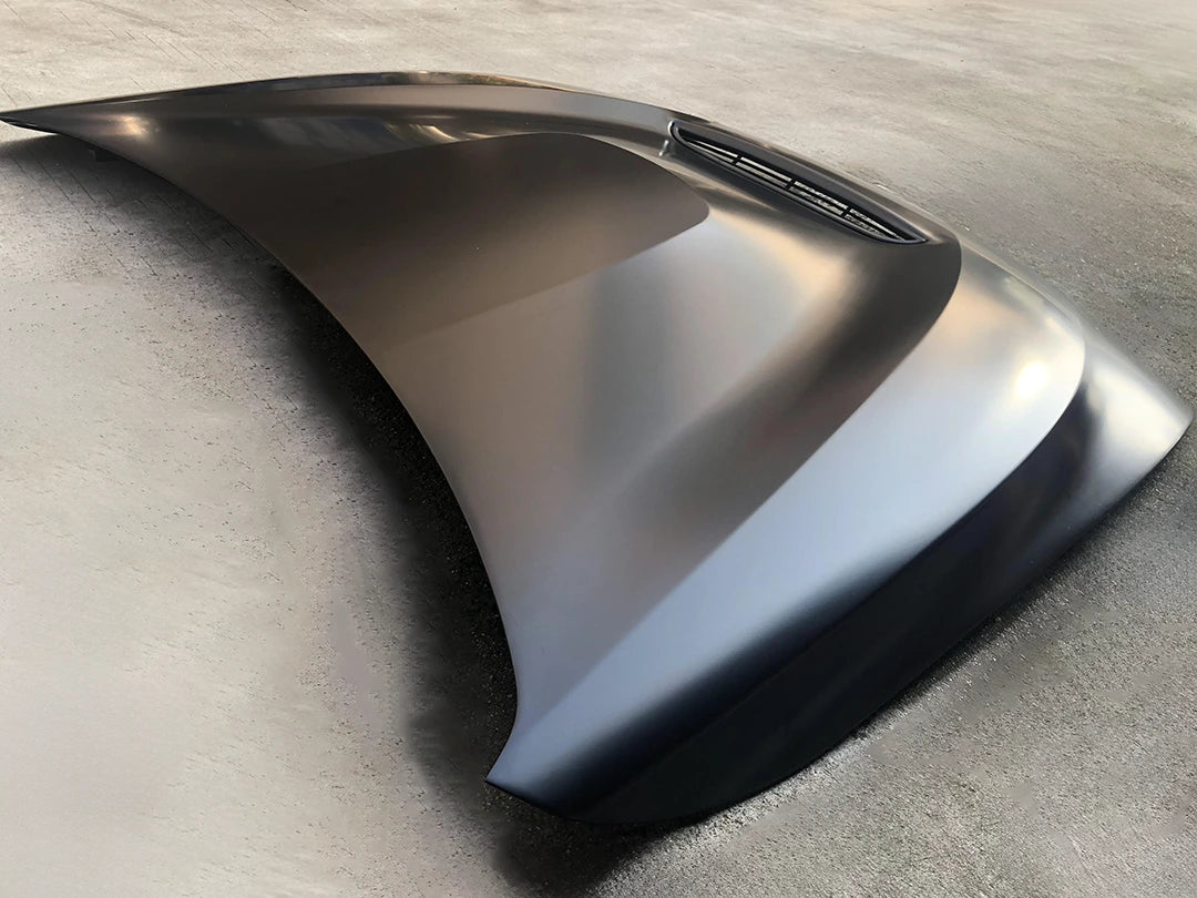 f82-m4-coupe-gts-hood