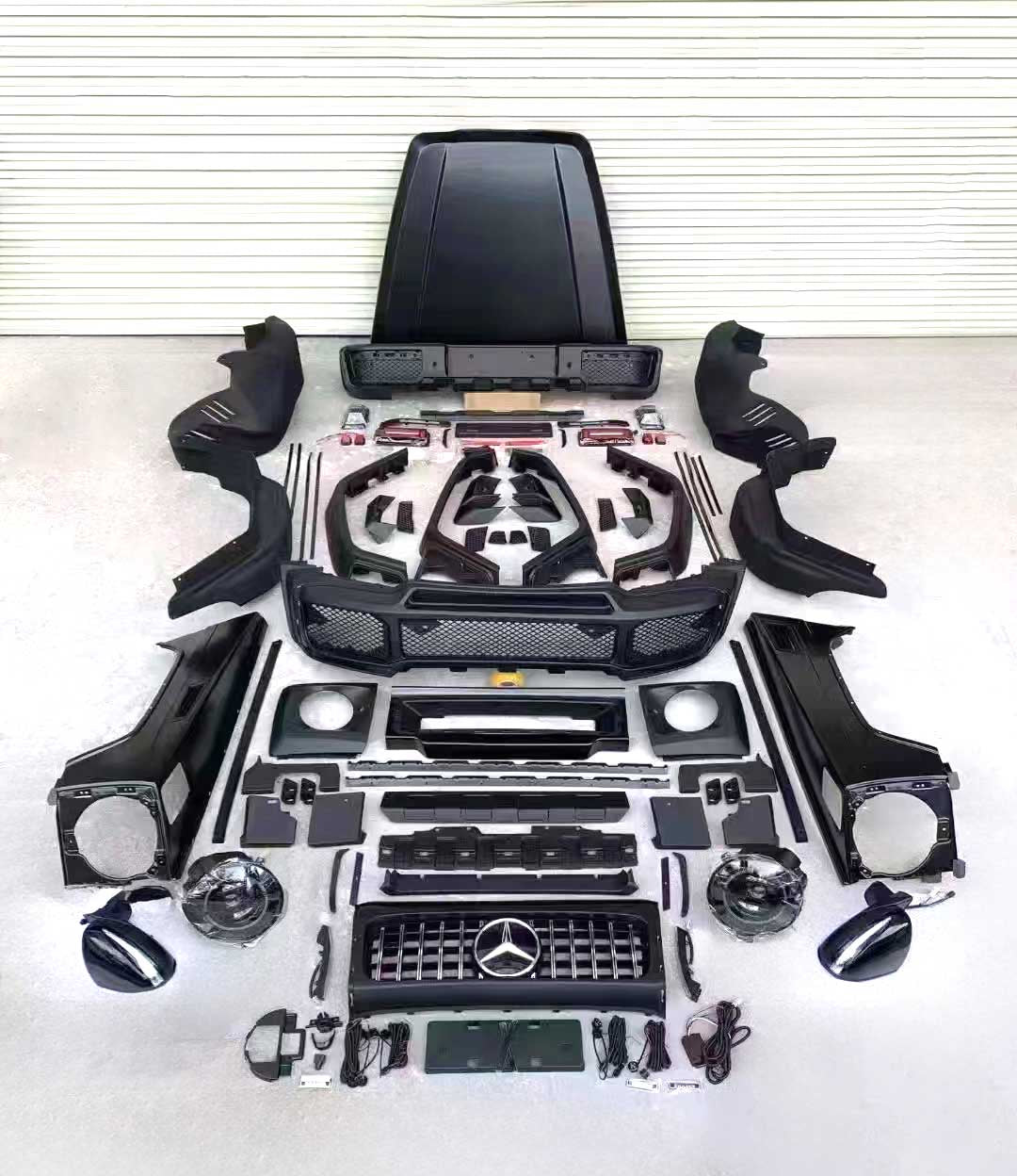 G Wagon Brabus 900 Body Kit for 2002-2018 Mercedes G63 G550 G500 G350D