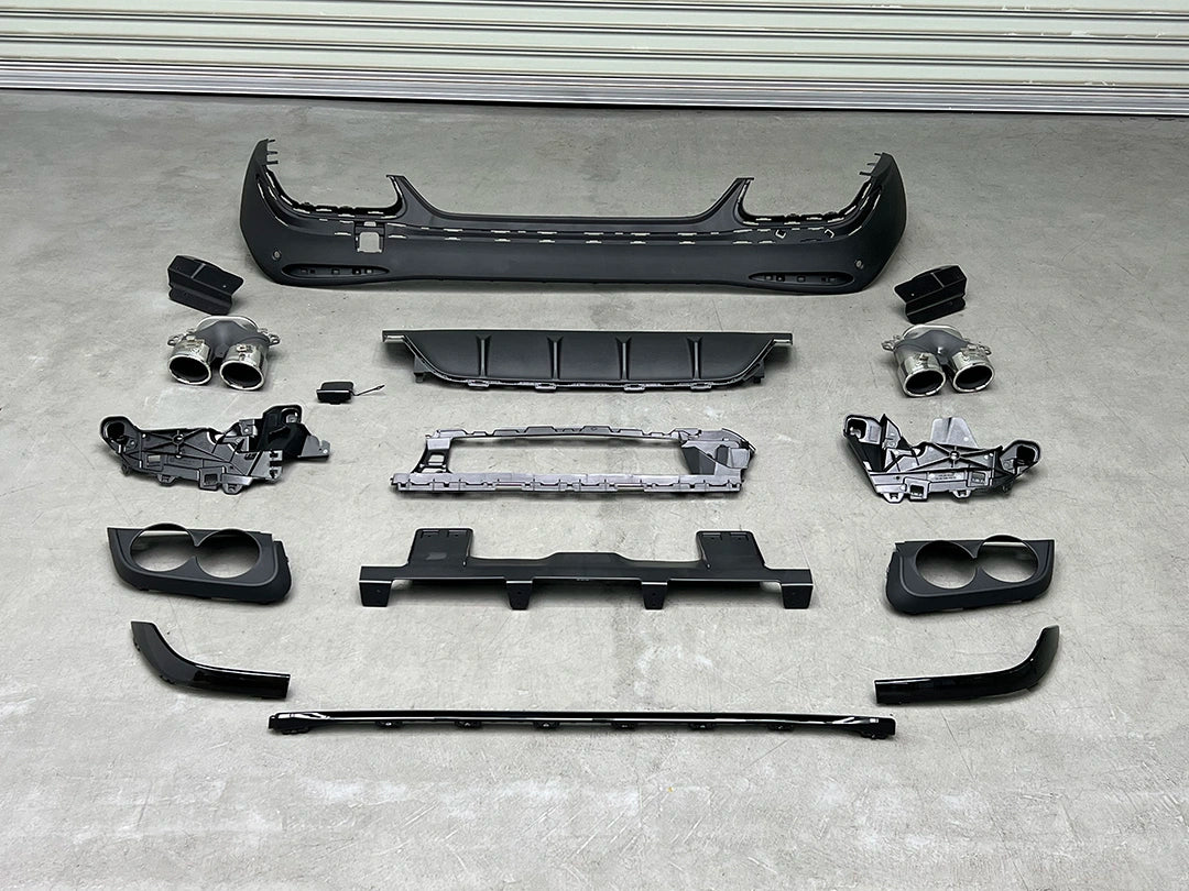 glc-300-glc-43-rear-lip-and-rear-exhaust-tips