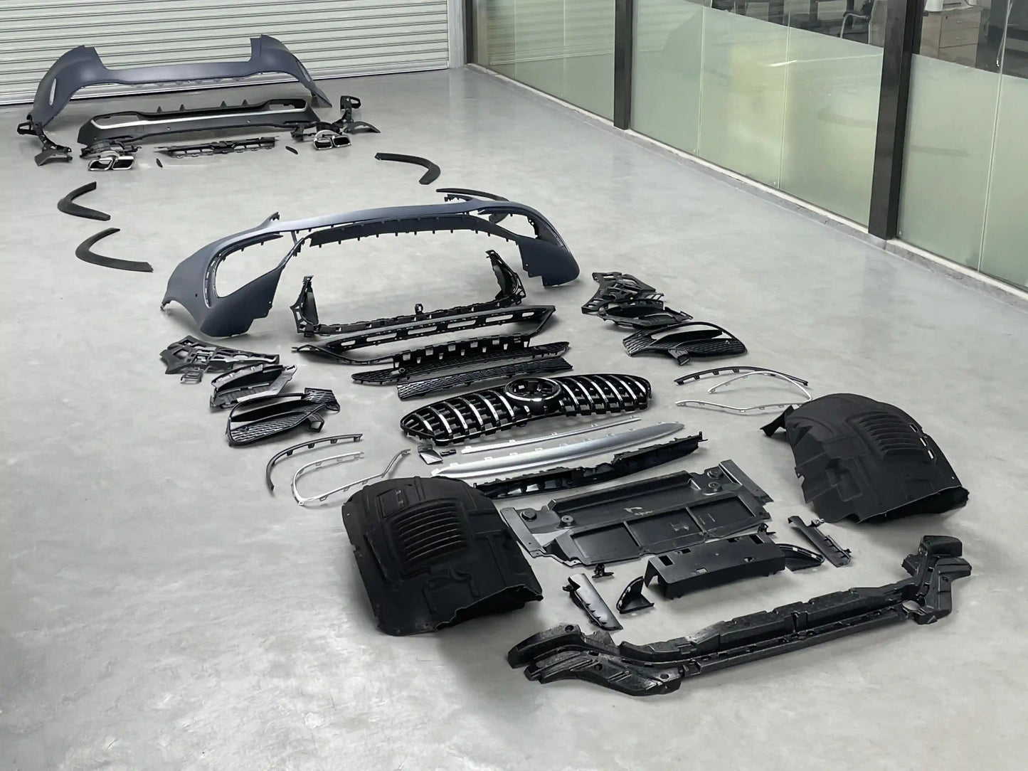 Mercedes Benz GLE 63 AMG Body Kit for 2020-2024 W167 GLE 350 450 580