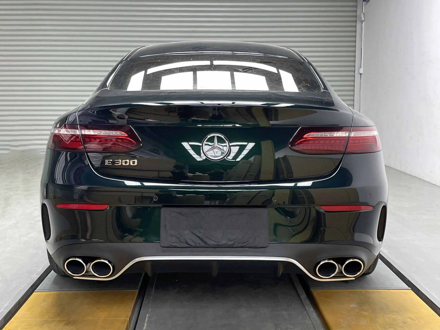 Mercedes E53 Coupe Rear Lip and Rear Exhaust Tips for 2021-2023 W213 E300