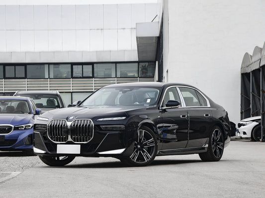 BMW 7 Series 2024 G70 M Performance Body Kit for 2008-2015 F01 F02