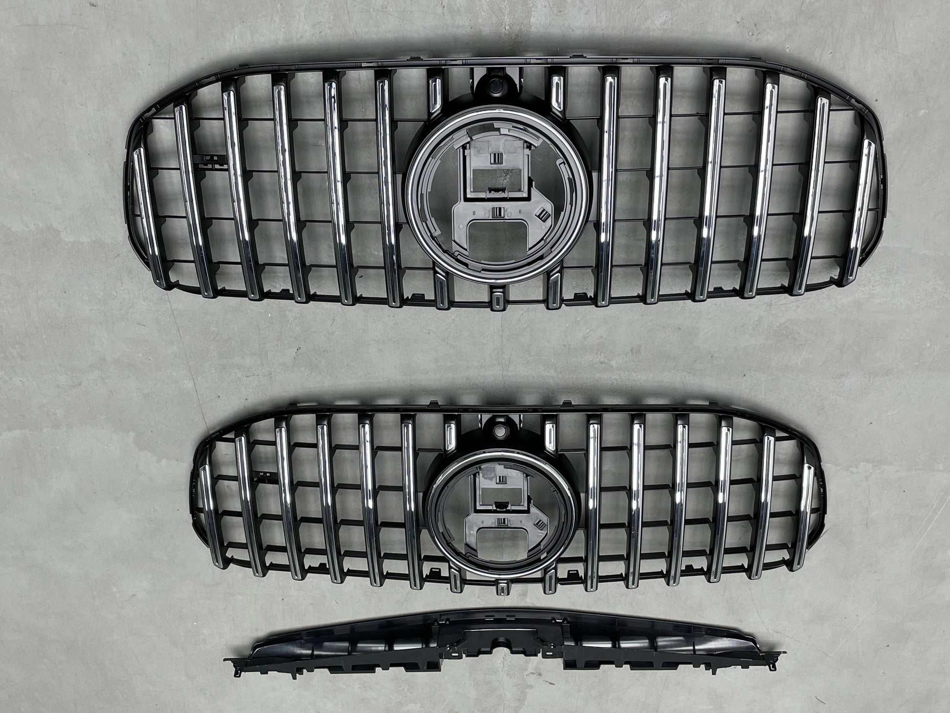 Top-down view of the 1:1 exact fit AMG GT style Panamericana front grille replacement parts for 2020-2023 Mercedes GLS450 and GLS580 X167, ready for installation.